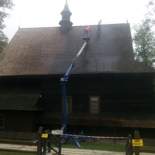 https://www.malowanie-dachow.pl/wp-content/uploads/2016/03/malowanie-dachu-z-gontu-540x540.jpg